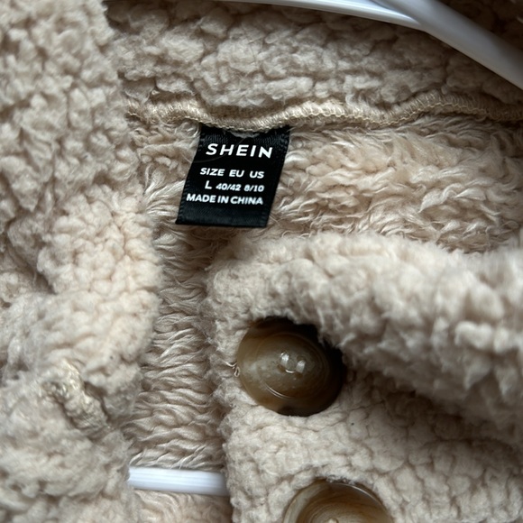 EUC Sherpa jacket - Picture 2 of 2